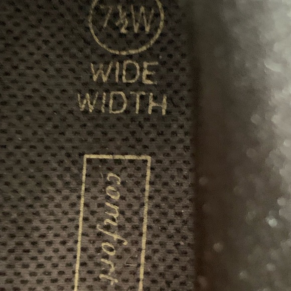 Comfort Plus black wedge shoes size 7.5 - Picture 4 of 11